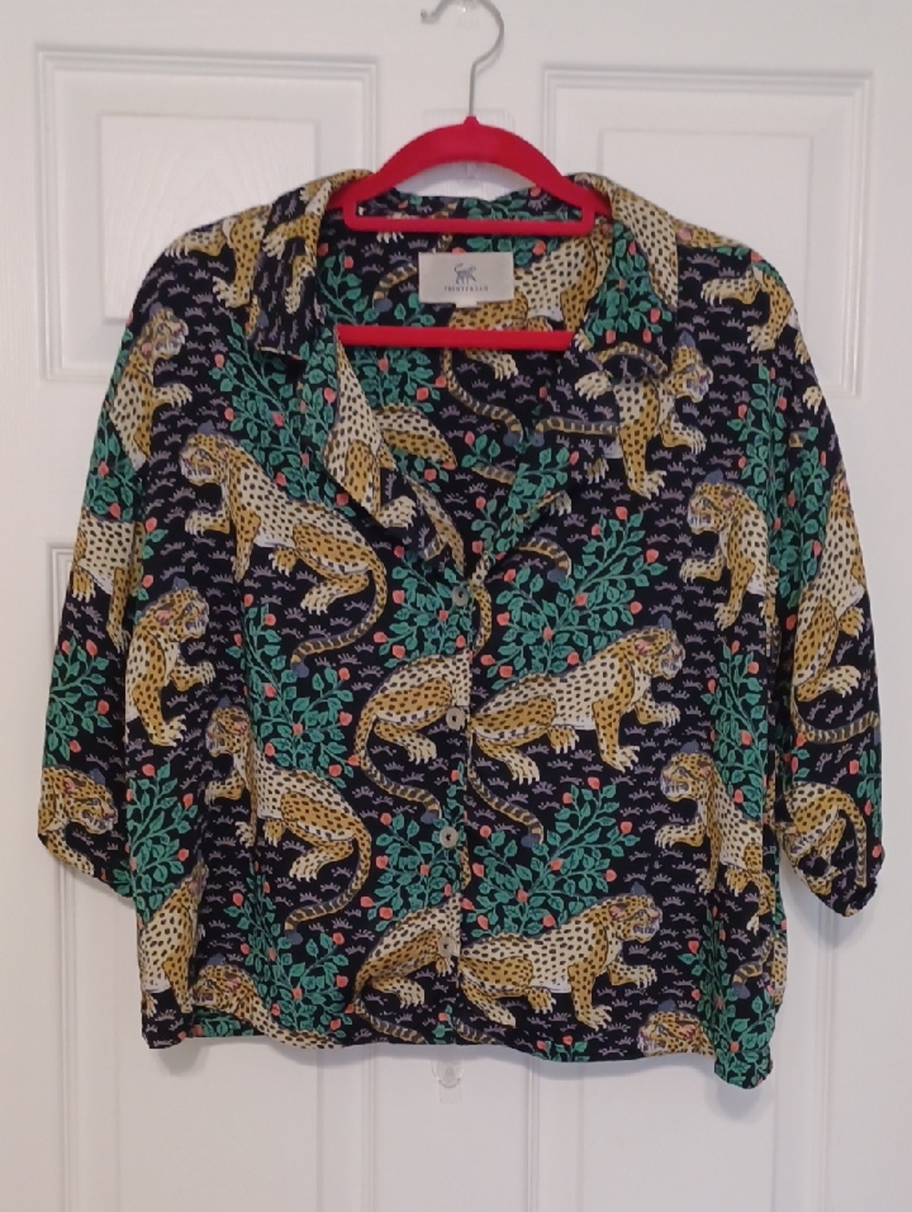 Printfresh Black Leopard & Green Leaf Cropped Button-Up Pajama Top